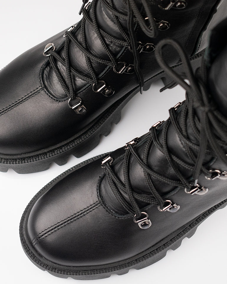 Лондон - Естествена кожа в черно