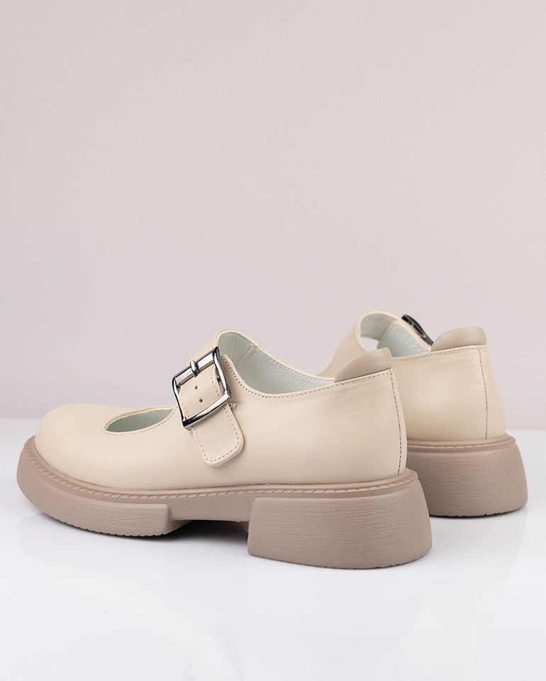 Моли - Естествена кожа в цвят бежово