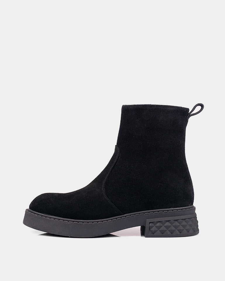 Хилъри - Естествен велур в черно