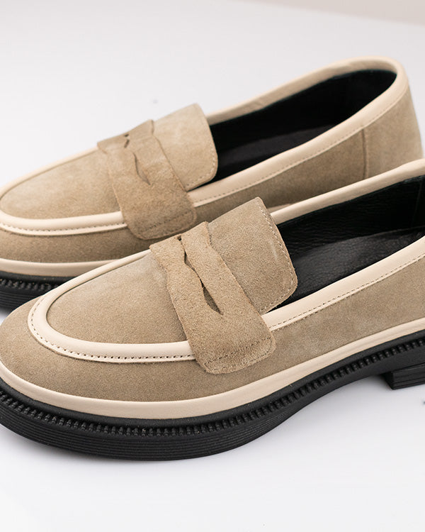 Луиза - Естествен велур в бежово