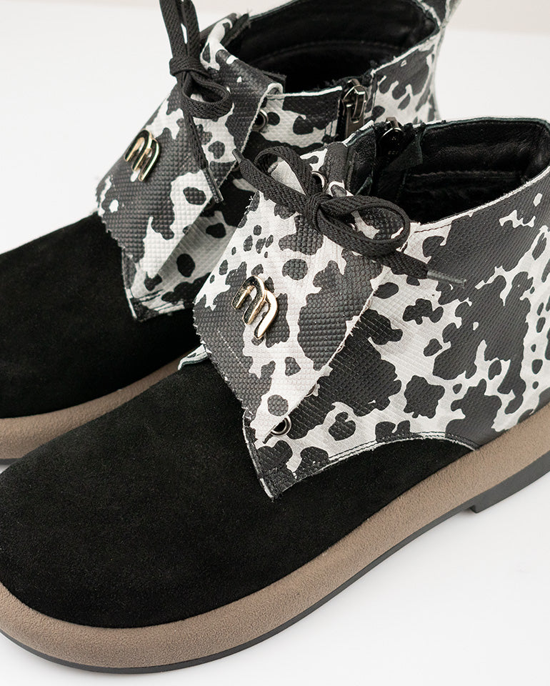 Алма - Естествен велур в черно