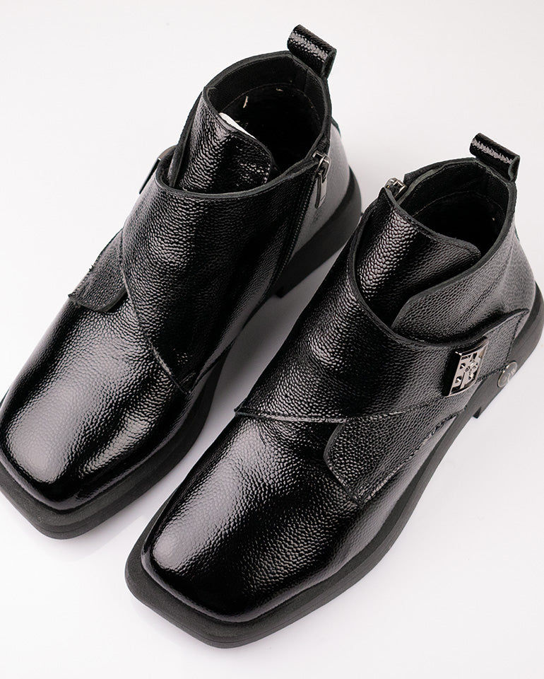 Ривиера - Естествен лак шагрен в черно