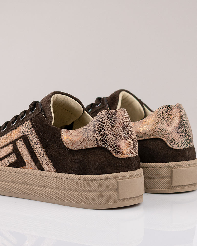 Валентина - Естествена кожа и велур в кафяво