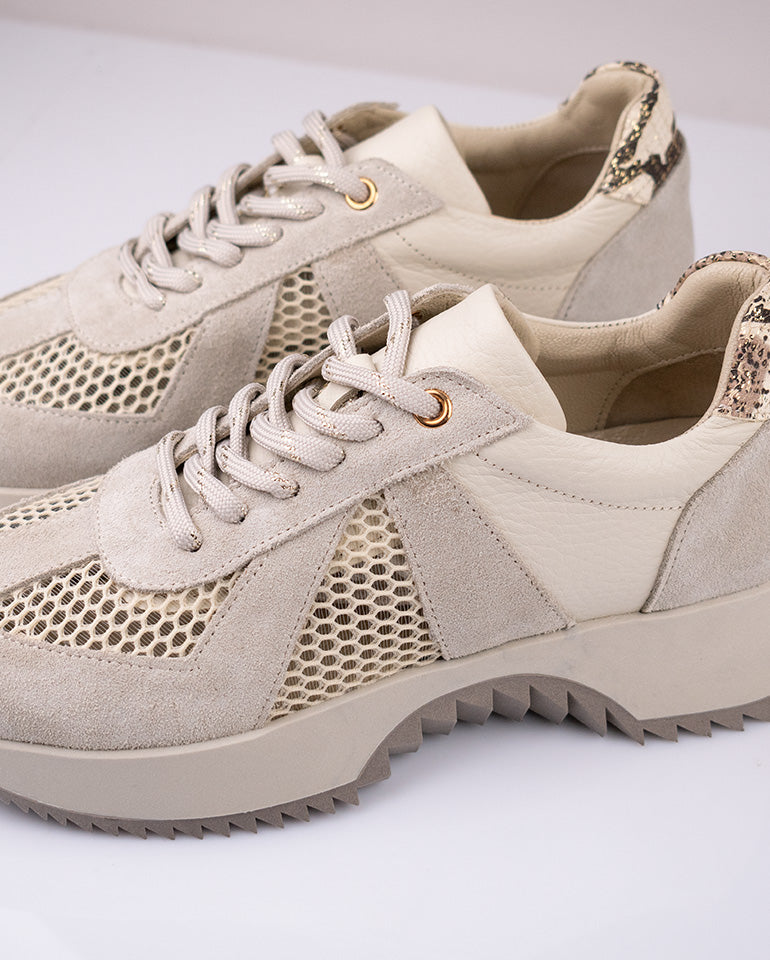 Лусия - Дамски маратонки от естествена кожа в бежово