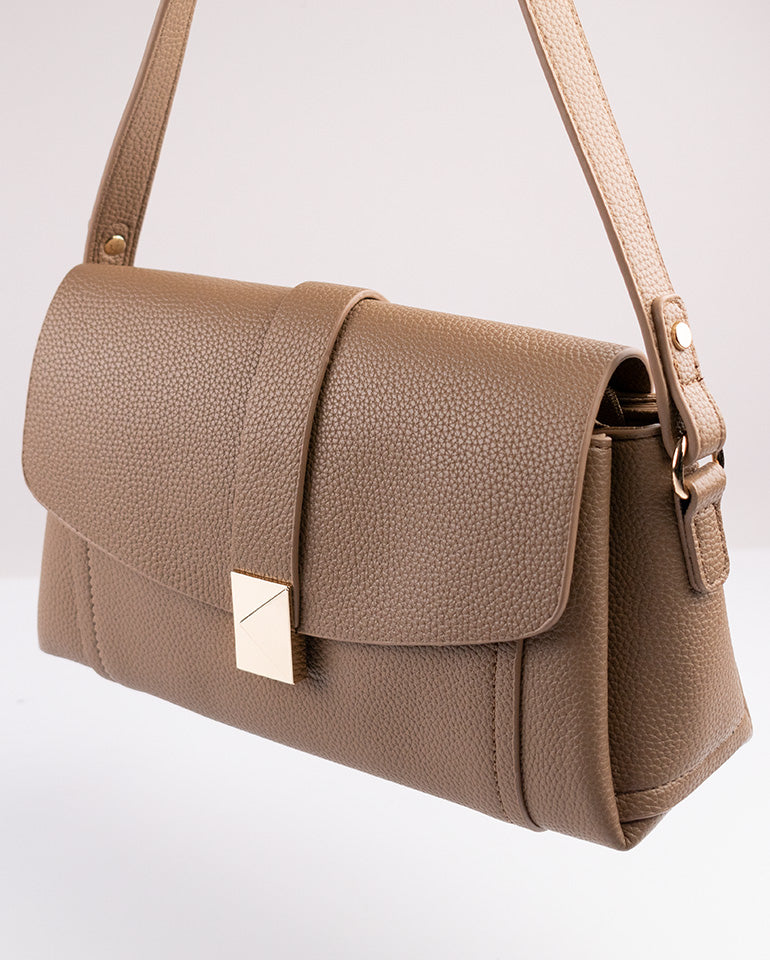 New - Women's beige casual sneakers