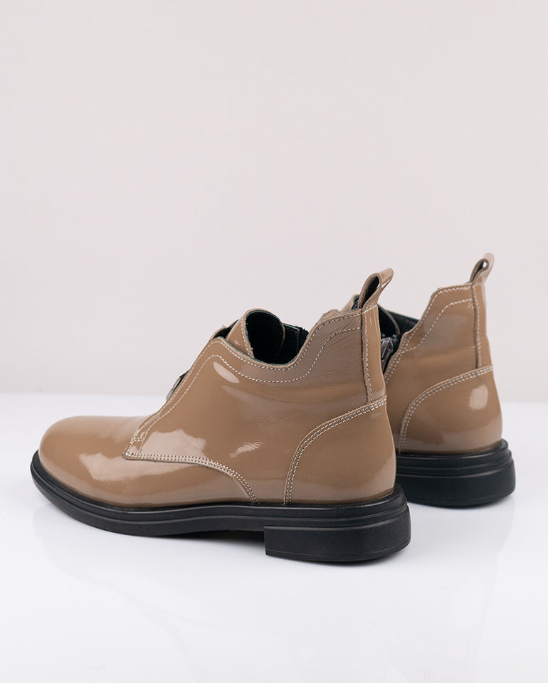 Ашли - Естествен лак в бежово