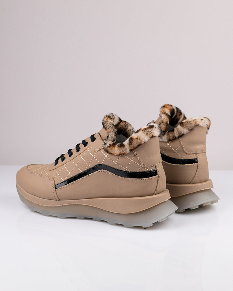 Емери - Естествена кожа в бежово