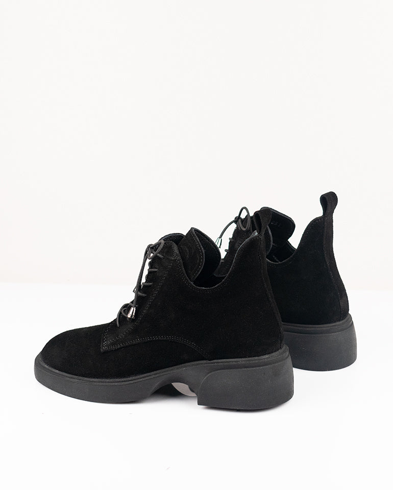 Мери - Естествен велур в черно