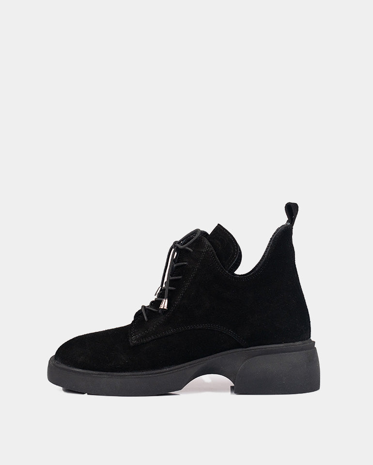 Мери - Естествен велур в черно