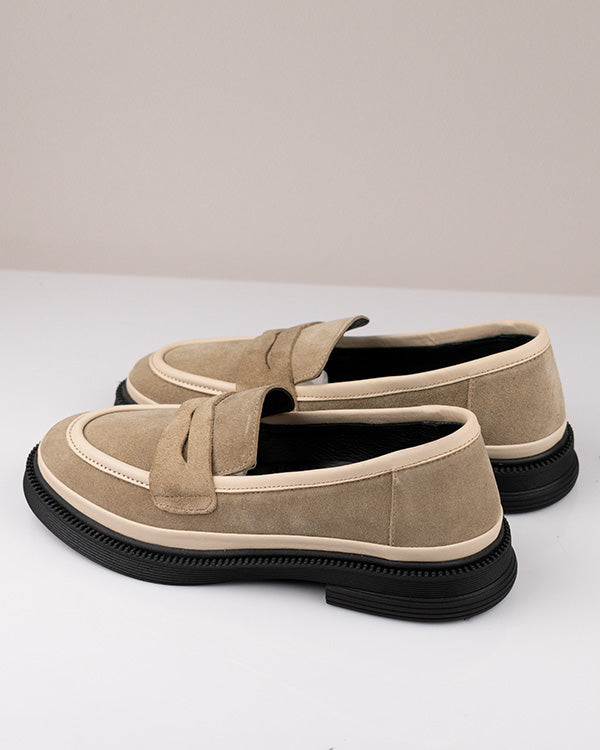 Луиза - Естествен велур в бежово