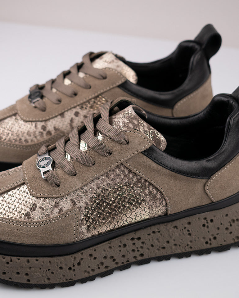 Дара - Естествена кожа и велур във визон