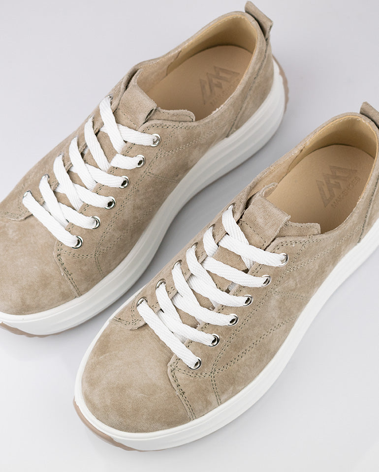 Нова - Дамски ежедневни маратонки в бежово