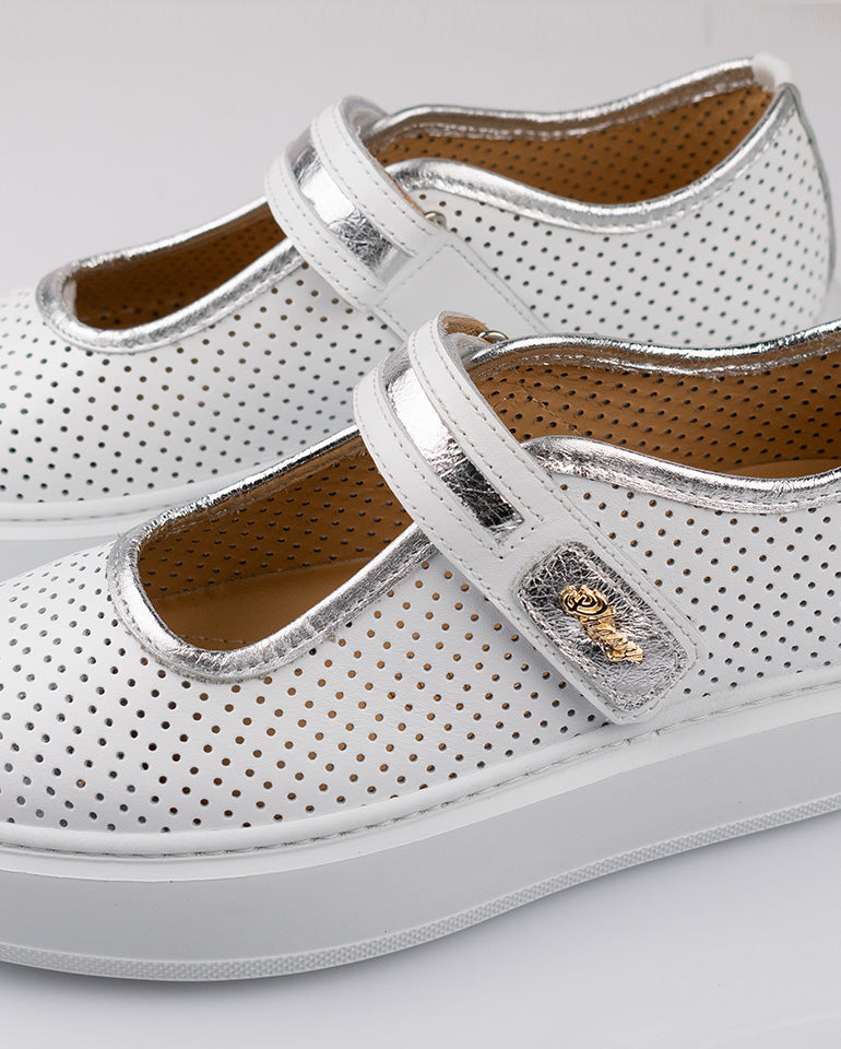 Верона - Дамски обувки от естествена кожа в бяло